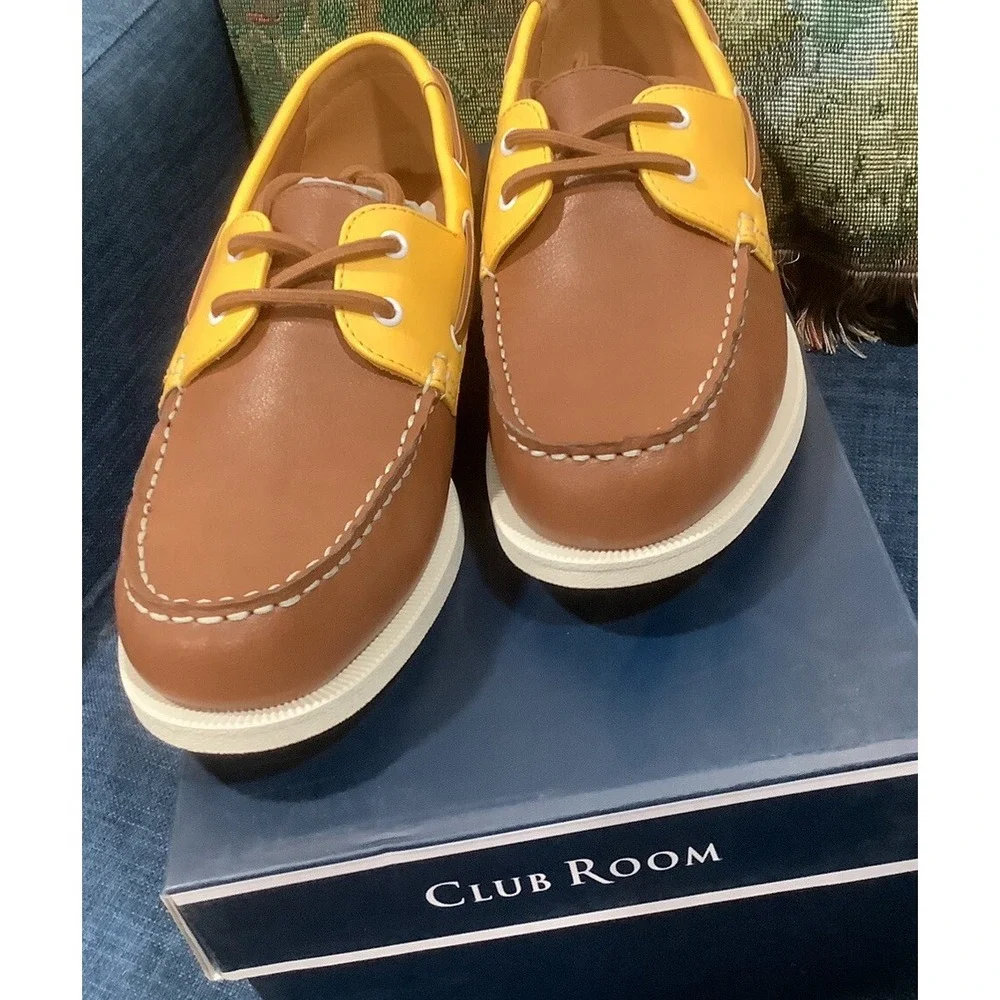 Club Room Men's Boat Shoes Tan Yellow Size 8.5